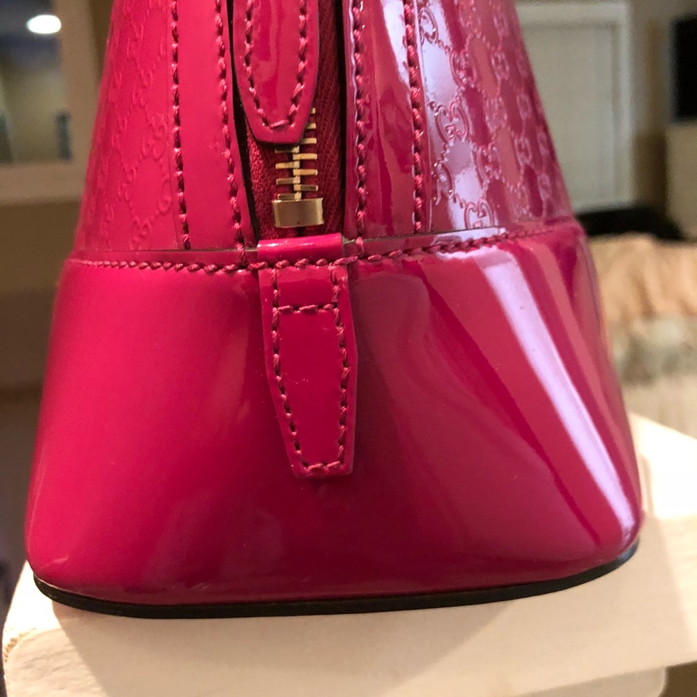 Gucci Microguccisima Top Handle Bag,Fuchsia Patent - Picture 7 of 8